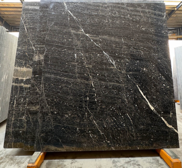 3D-black2.jpg M 206 - Image 9
