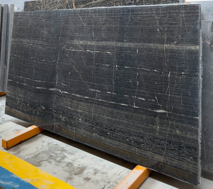 3D-black6.jpg M 206 - Image 4
