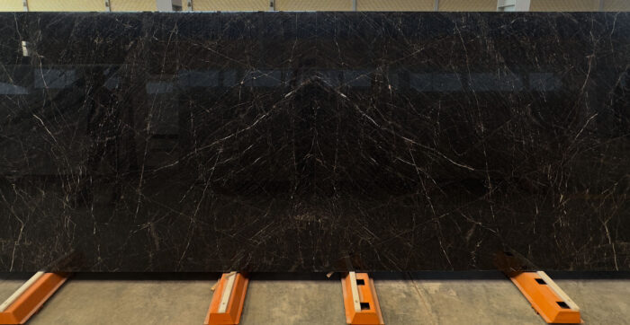 3D-black9.jpg M 206 - Image 7