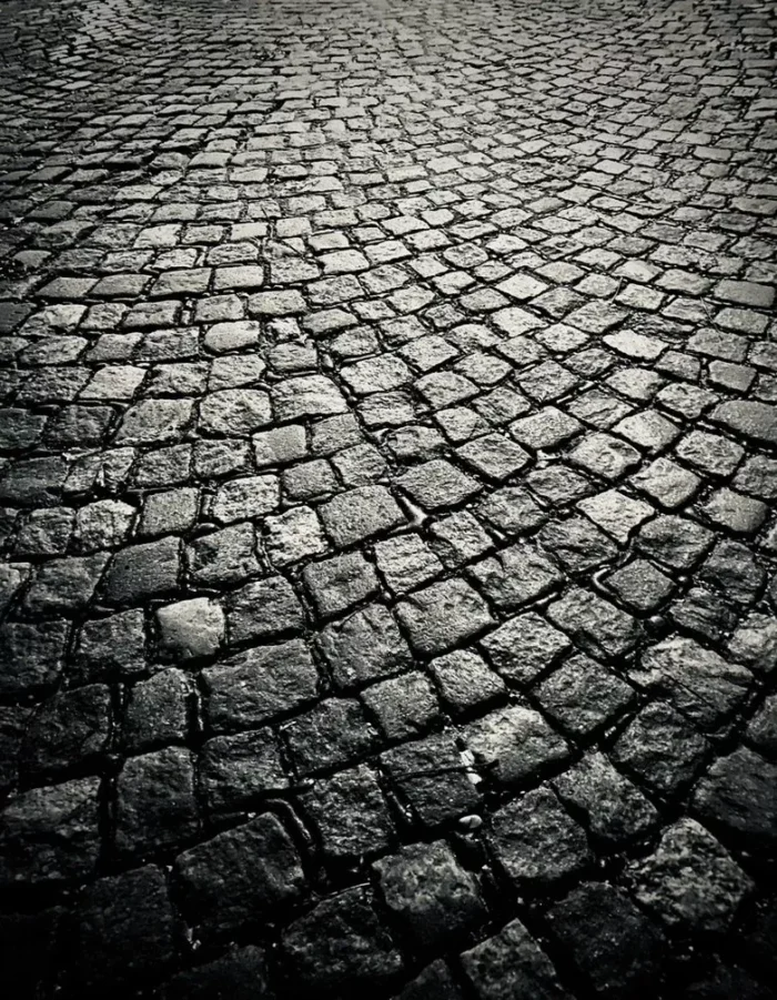 Cubic stone - Image 3